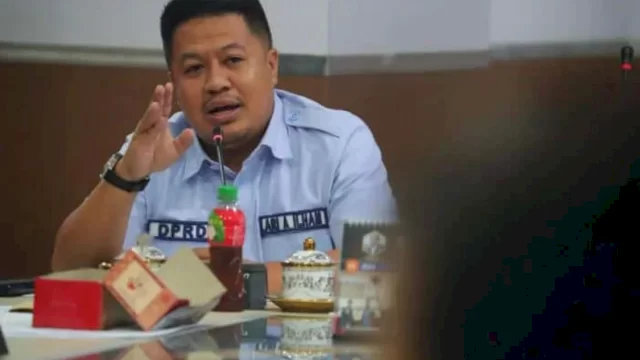 Ari Ashari Ilham Kritik Pekerjaan Dinas PU