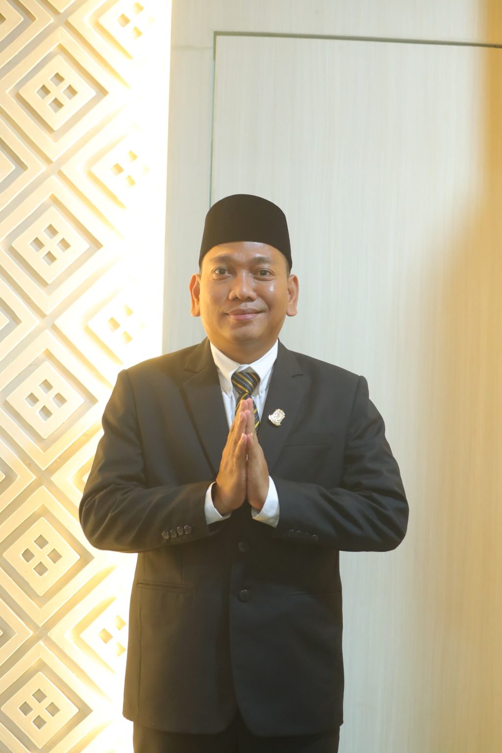 Idul Fitri Ketua Komisi B ismail : saatnya perkuaat silaturahmi