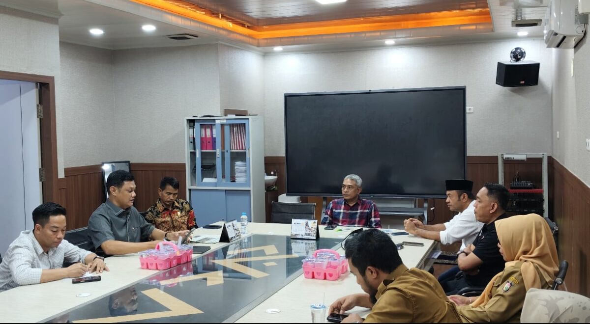 PT Aditarina Mengadu ke Dewan Lahan Di Tinggali Sekelompok Warga