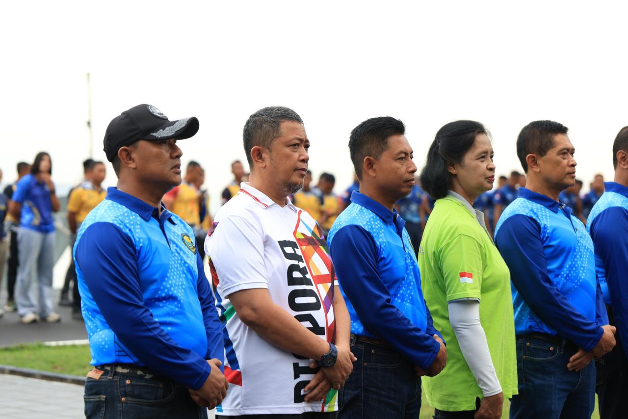 Kadispora Makassar Hadiri Pembukaan Makassar Navy Open Water Sport Competition 2025