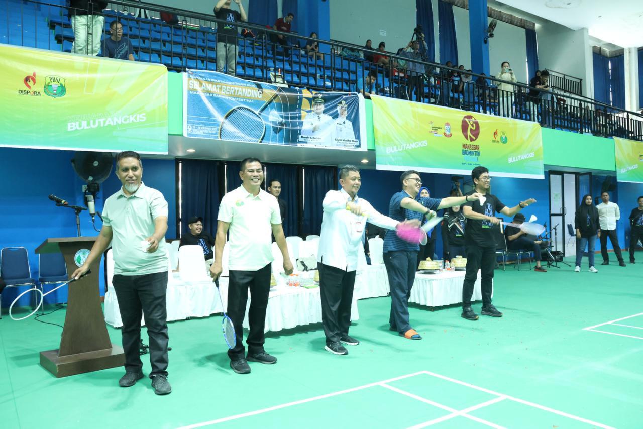 Dispora Makassar Gelar Kejuaraan Bulu Tangkis “Badminton Festival 2025”