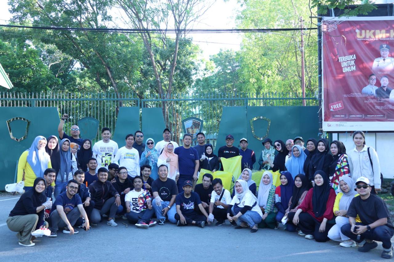 Dispora Makassar Ajak Pemuda Jadi Motor Gerakan Bersih Kota di World Cleanup Day 2025
