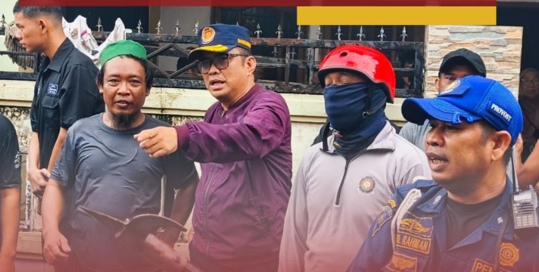 Kebakaran Hanguskan Tiga Unit Rumah di Mariso, Penyebab Masih Diselidiki
