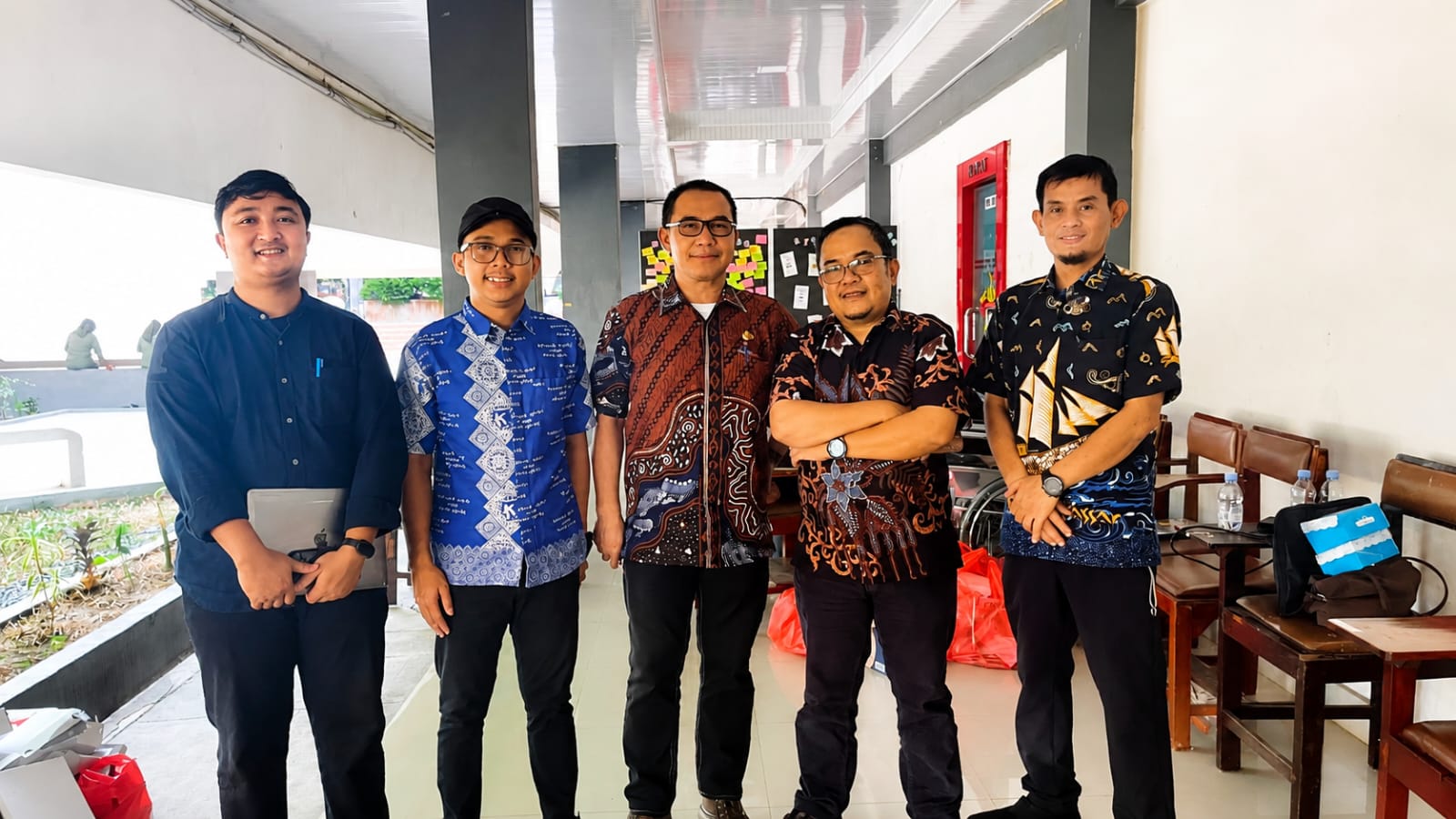 Irwan Adnan Bagikan Inspirasi Alumni kepada Mahasiswa Baru Administrasi Publik Unhas
